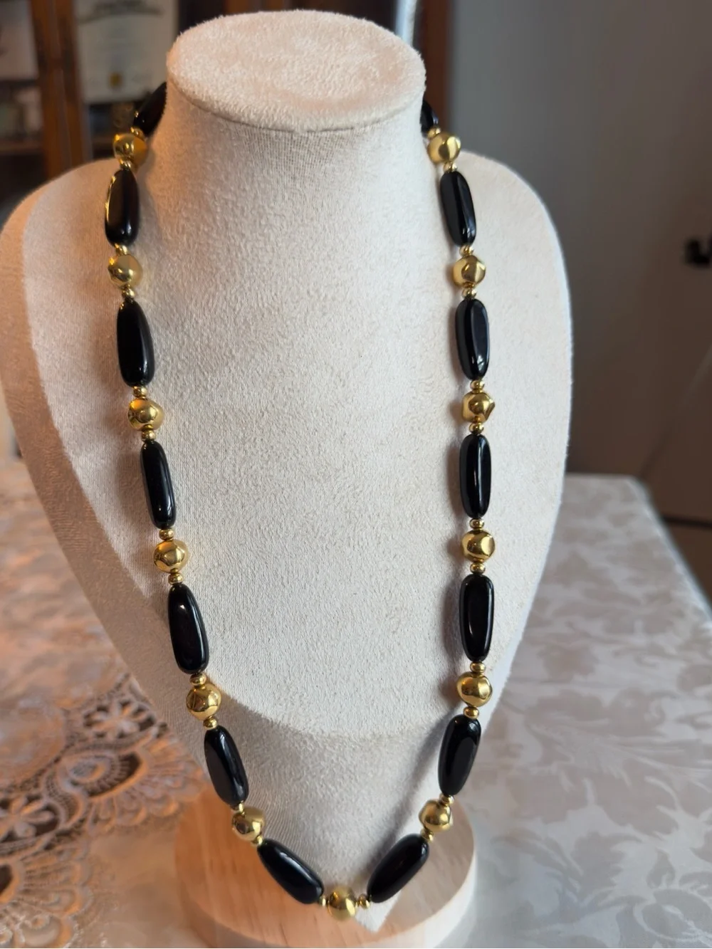 Vintage Signed Napier 1980s Black & Gold Beaded Statement Necklace 24